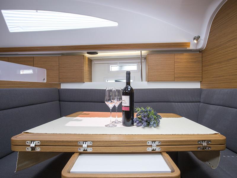 Book yachts online - sailboat - Elan 45 Impression AC - MONACO - rent