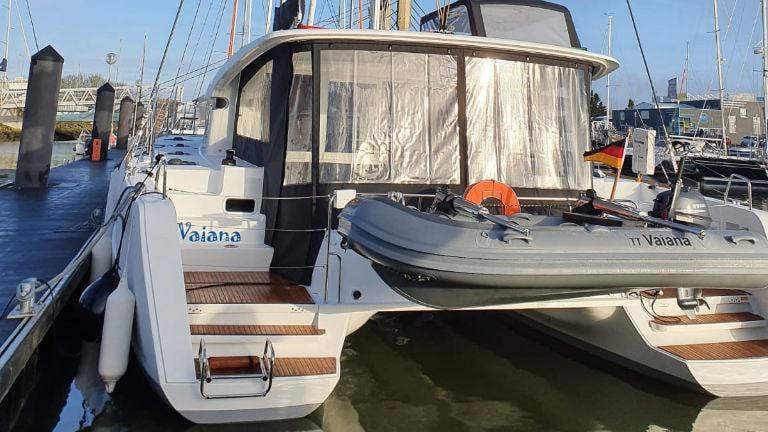 Book yachts online - catamaran - Lagoon 40 - Vaiana - rent