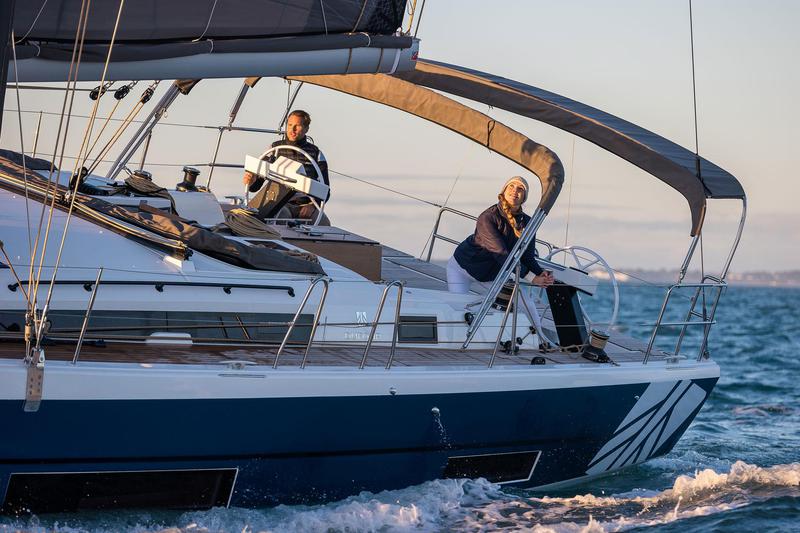 Book yachts online - sailboat - Dufour 470 - Asterix - rent