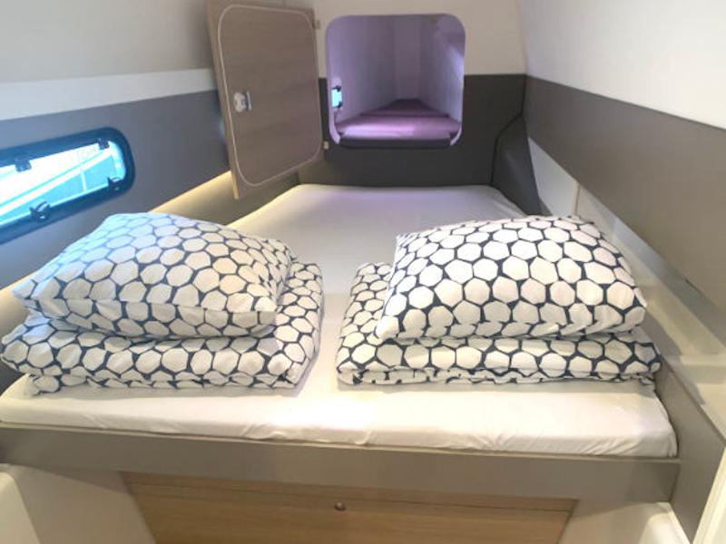 Book yachts online - catamaran - Bali 4.1 - Jax - rent
