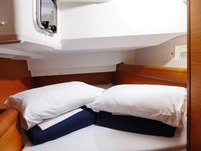 Book yachts online - sailboat - Sun Odyssey 449 - PORT ROYAL - rent
