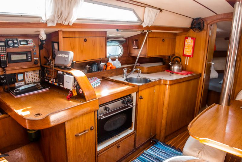 Book yachts online - sailboat - Sun Odyssey 33 - Sophia - rent
