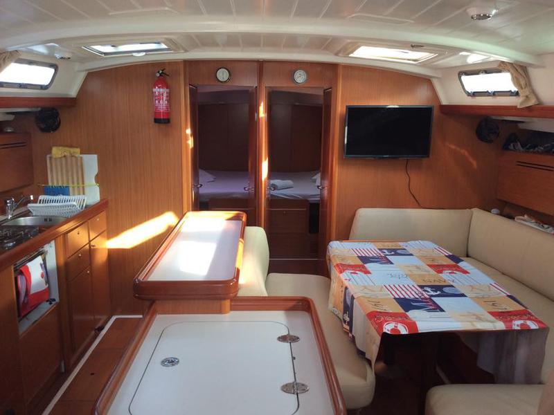 Book yachts online - sailboat - Cyclades 50.5 - Sea Cucumber - rent