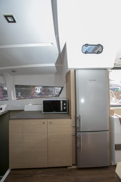 Book yachts online - catamaran - Bali 4.0 - Blue Dream II - rent