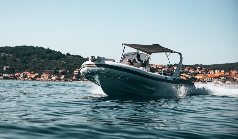 Book yachts online - other - Capelli Tempest  1000 Sun - Capelli Tempest  1000 Sun (2018) - rent