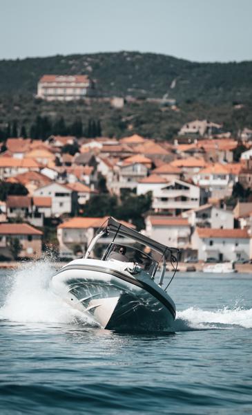 Book yachts online - other - Capelli Tempest  1000 Sun - Capelli Tempest  1000 Sun (2018) - rent