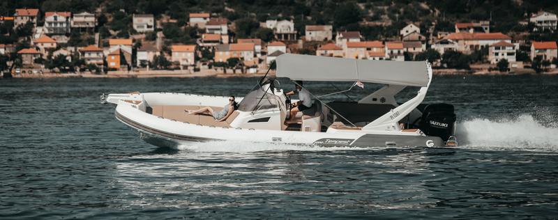 Book yachts online - other - Capelli Tempest  1000 Sun - Capelli Tempest  1000 Sun (2018) - rent