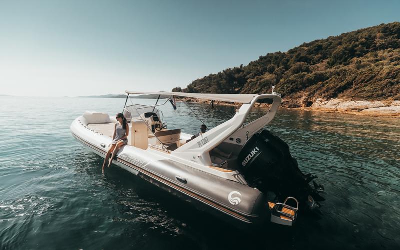 Book yachts online - other - Capelli Tempest  1000 Sun - Capelli Tempest  1000 Sun (2018) - rent