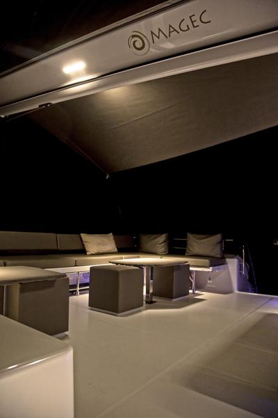 Book yachts online - catamaran - Victoria 67 - Magec - rent