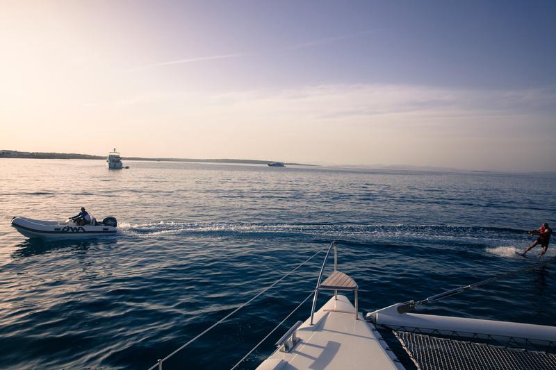 Book yachts online - catamaran - Victoria 67 - Magec - rent