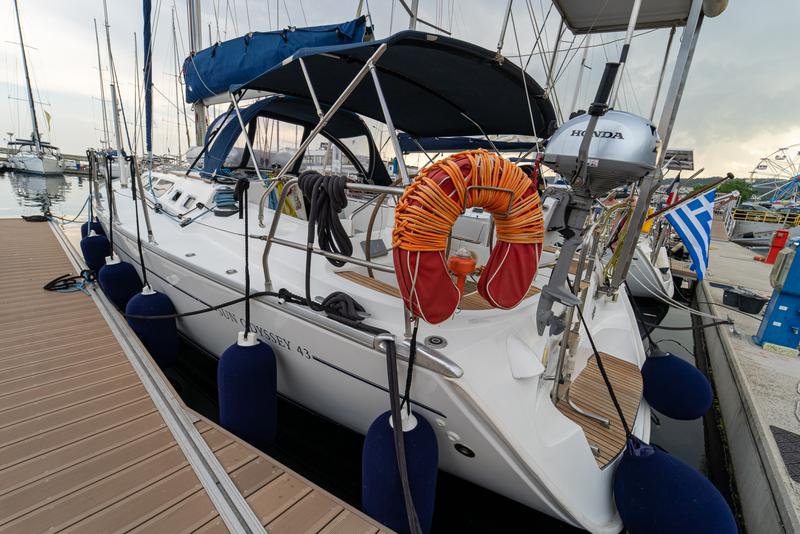 Book yachts online - sailboat - Sun Odyssey 43 - Tatanos - rent