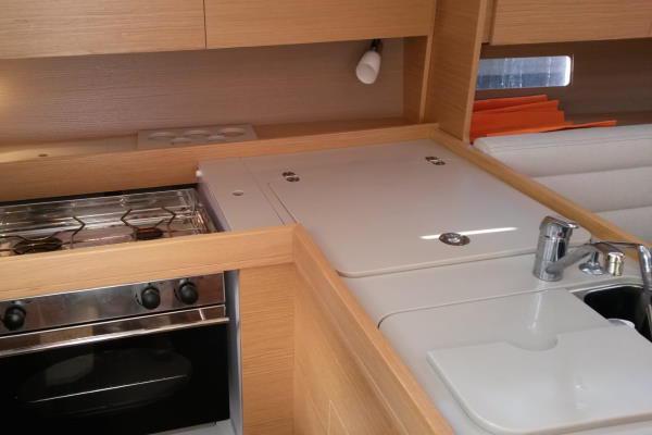 Book yachts online - sailboat - Dufour 350 Grand Large - Oby One - rent