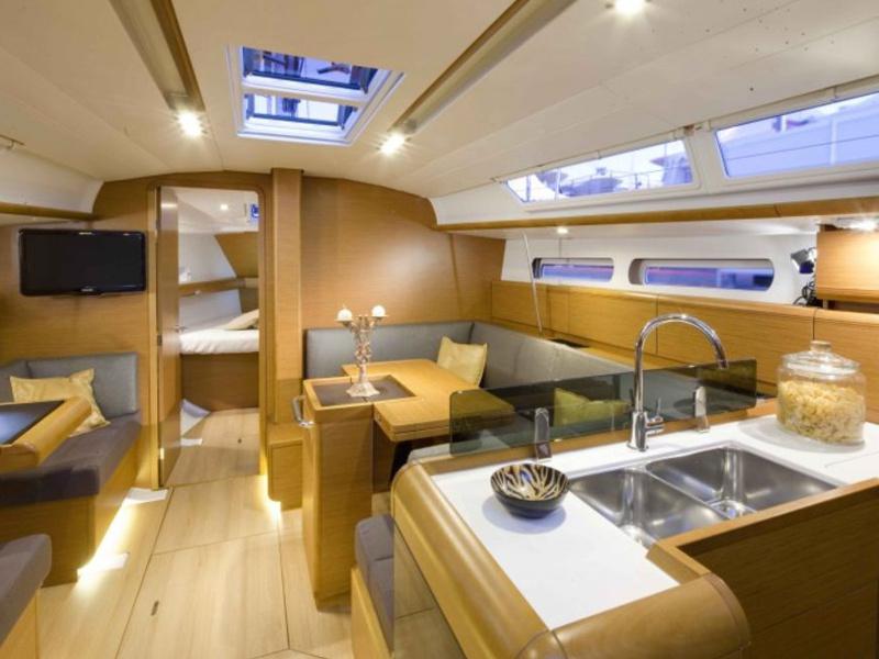 Book yachts online - sailboat - Sun Odyssey 409 - Oreia - rent