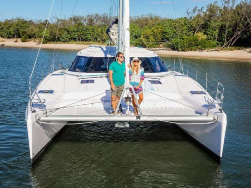 Book yachts online - catamaran - Seawind 1260 - Sonder - rent