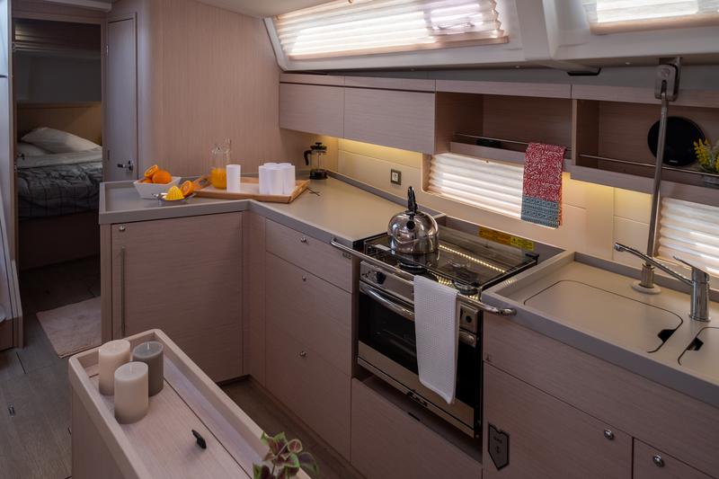 Book yachts online - sailboat - Oceanis 46.1 - Ethereal -Watermaker 12V (4 Cabins 4 Heads ) - rent