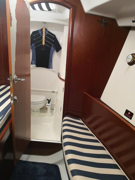Book yachts online - sailboat - Beneteau 393 - Andromeda - rent