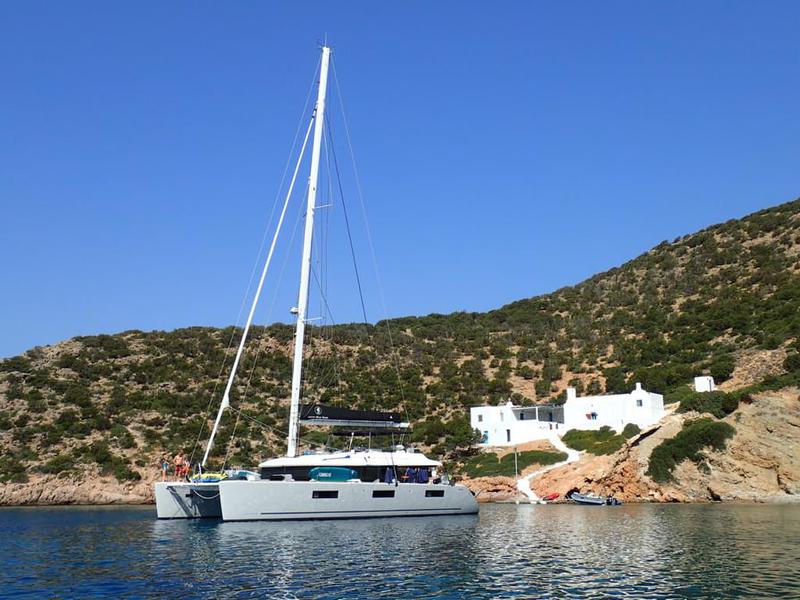 Book yachts online - catamaran - Lagoon 620 - Atlantis - rent