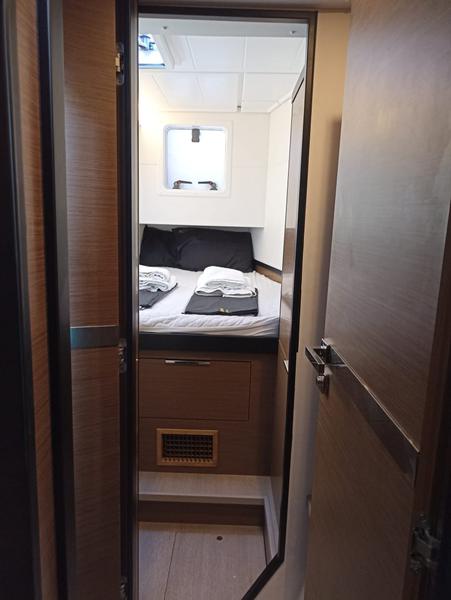 Book yachts online - catamaran - Lagoon 40 - Sol Invictus VIP-equipped - rent
