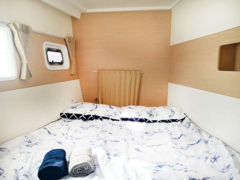 Book yachts online - catamaran - Lagoon 400 - Nusa - rent