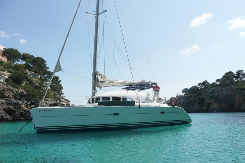Book yachts online - catamaran - Lagoon 380 - Elan - rent