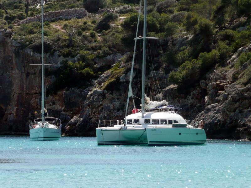 Book yachts online - catamaran - Lagoon 380 - Elan - rent