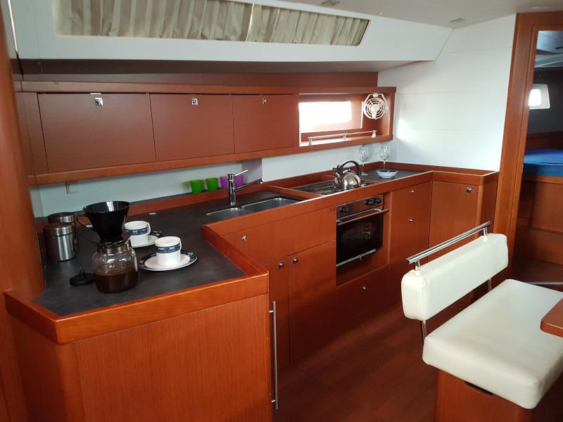 Book yachts online - sailboat - Oceanis 45 - Allegria - rent