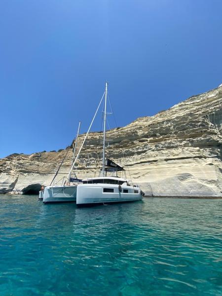Book yachts online - catamaran - Lagoon 46 - GALAXY (air condition, generator, water maker)    _Skippered Only_ - rent