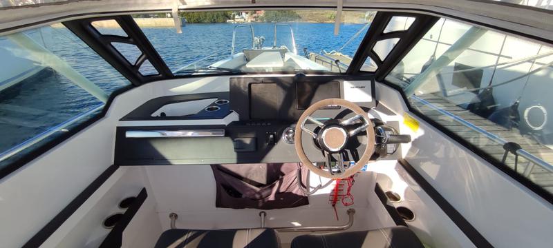 Book yachts online - motorboat - Axopar 28 T-Top - Mariqua - rent