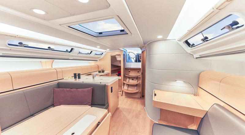 Book yachts online - sailboat - Dehler 38 SQ - Polaris - rent