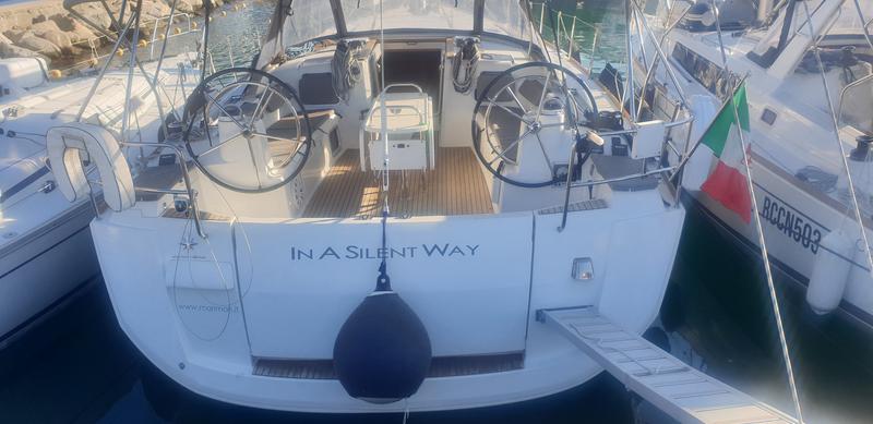 Book yachts online - sailboat - Sun Odyssey 519 - In A Silent Way - rent