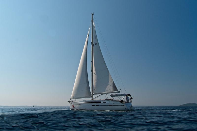 Book yachts online - sailboat - Bavaria 46 CN - MH 45 - rent