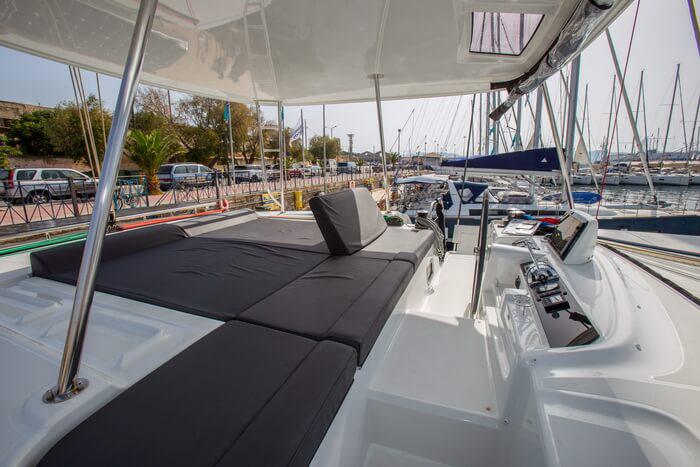 Book yachts online - catamaran - Lagoon 46 - SH3 - rent