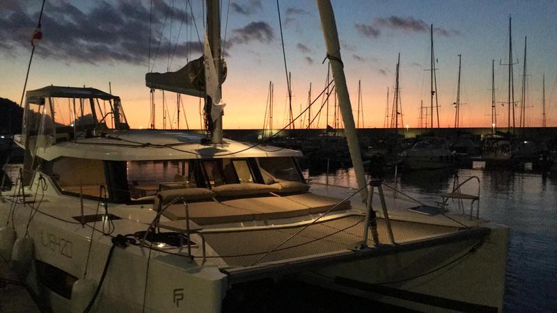 Book yachts online - catamaran - Fountaine Pajot Lucia 40 - Lipara (Ac+Gen+Wm) - rent