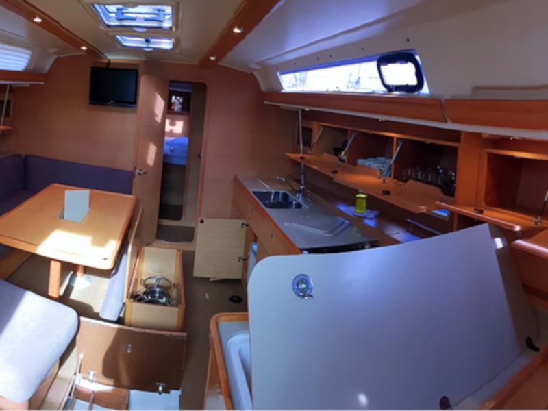 Book yachts online - sailboat - Dufour 450 Grand Large - EROICO - rent