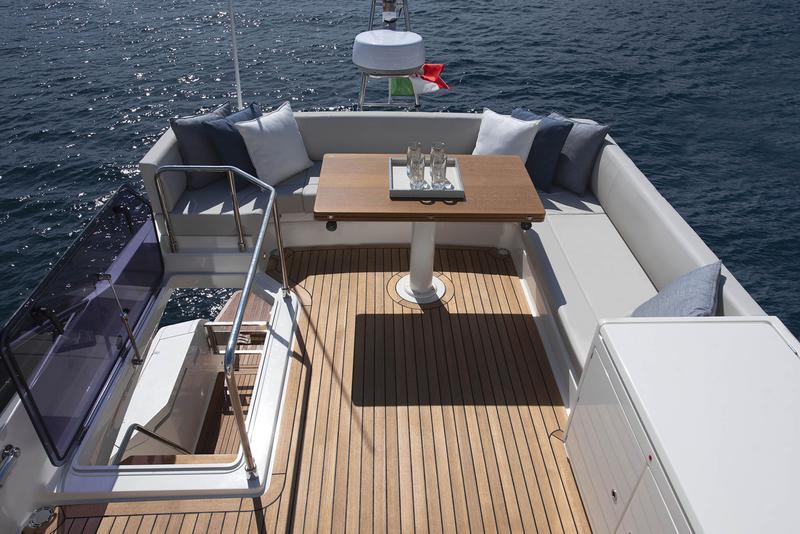 Book yachts online - other - Ferretti 500 - Roch Antonio - rent