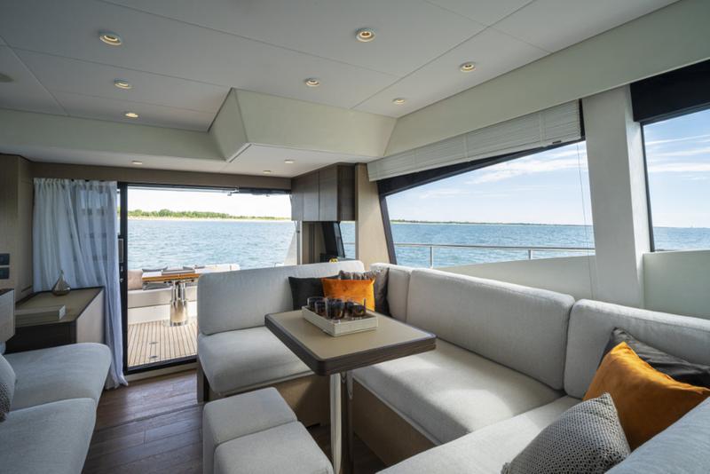 Book yachts online - other - Ferretti 500 - Roch Antonio - rent