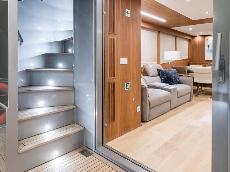 Book yachts online - motorboat - Motor Yacht - Timeless 24M - rent