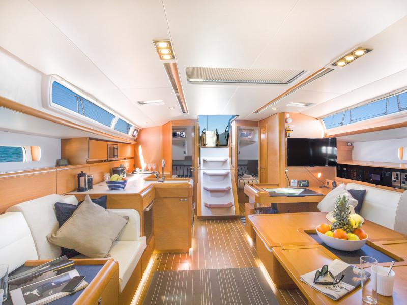 Book yachts online - sailboat - Sun Odyssey 509 - YOLO - rent