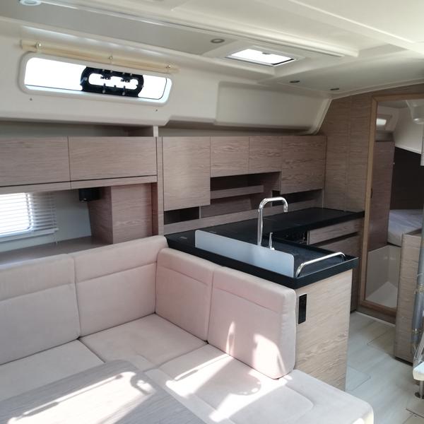 Book yachts online - sailboat - Hanse 458 - H-Lefkas - rent