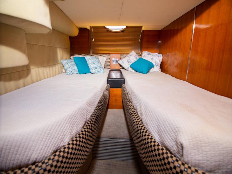 Book yachts online - motorboat - Azimut 55 - Atlantis - rent