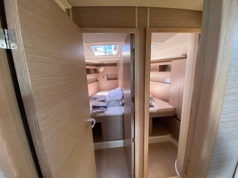 Book yachts online - sailboat - Hanse 458 - ZOE (Generator, Watermaker, Full teak deck, Pearl Grey Hull) - rent