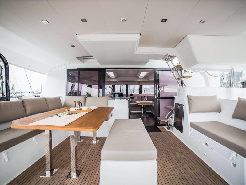 Book yachts online - catamaran - Saba 50 - Princess Aphrodite (crewed) - rent