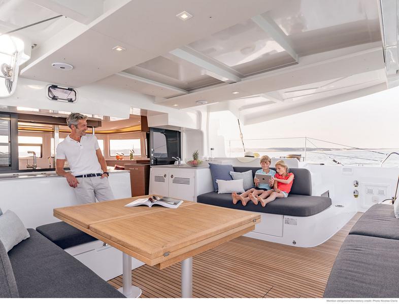 Book yachts online - catamaran - Lagoon 46 - Joansea (crewed) - rent