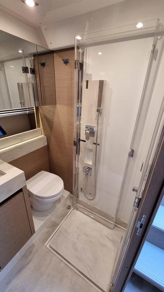 Book yachts online - motorboat - Prestige 520 - ALIZÉ - rent