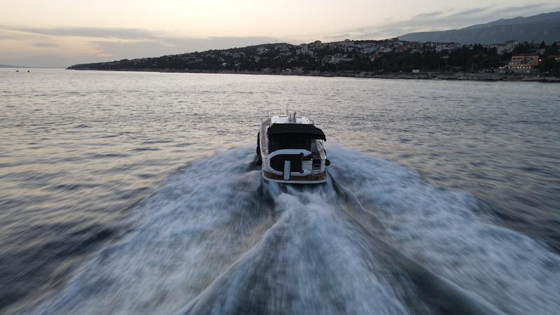 Book yachts online - motorboat - Adriana 36 - Gaja - rent