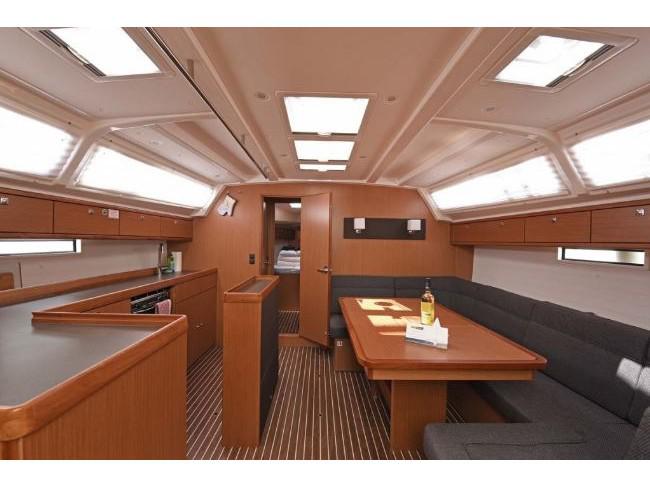 Book yachts online - sailboat - Bavaria 46 Cruiser - 2021 - rent