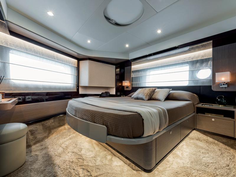 Book yachts online - motorboat - Navetta 48 - MY WAY - rent