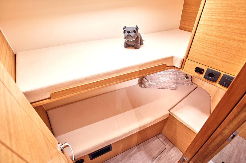 Book yachts online - sailboat - Elan Impression 45.1 OW - MOONLIGHT  - rent