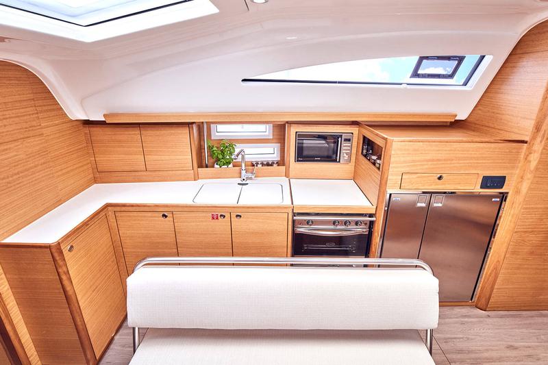 Book yachts online - sailboat - Elan Impression 45.1 OW - MOONLIGHT  - rent