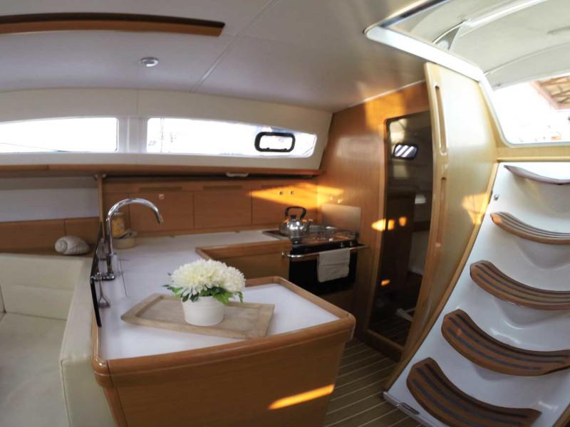 Book yachts online - sailboat - Sun Odyssey 42DS - Sweet Alis - rent